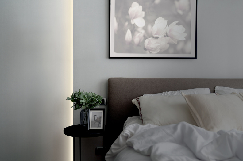 OMNI10_application_bedroom_ON_print 