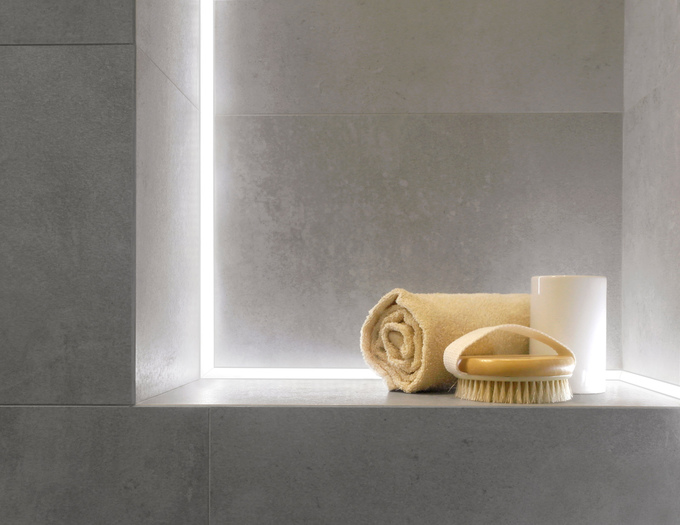 UNI-TILE12_90deg_application_bathroom_ON-print 