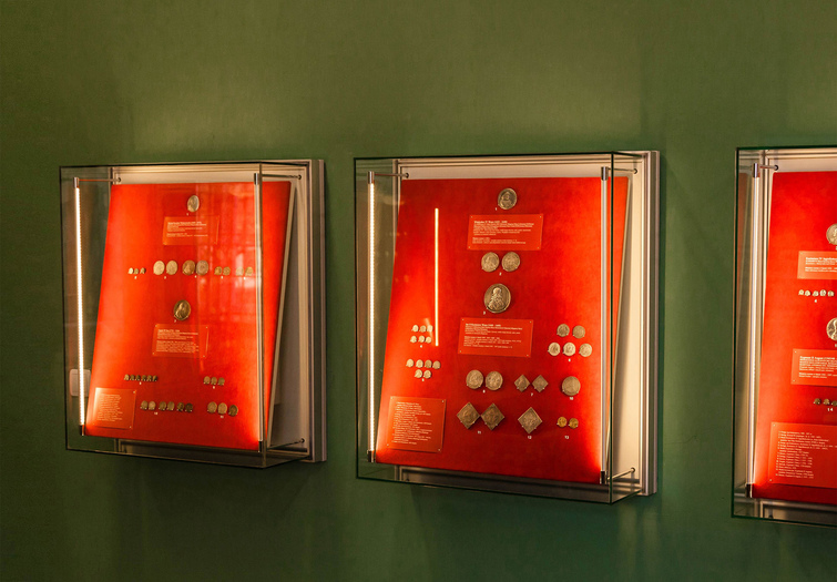 PEN8_application_museum_print 
